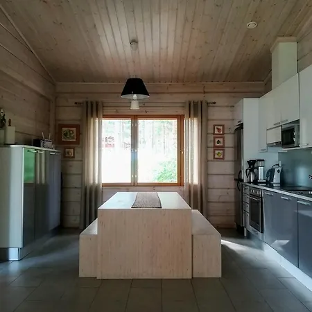 Holiday home Ronnas Seaside Isnas