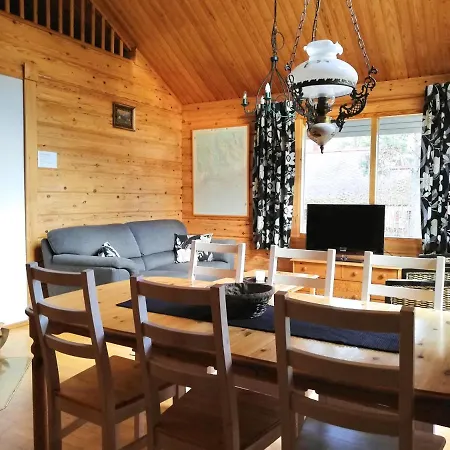 Ronnas Seaside Holiday home Isnas